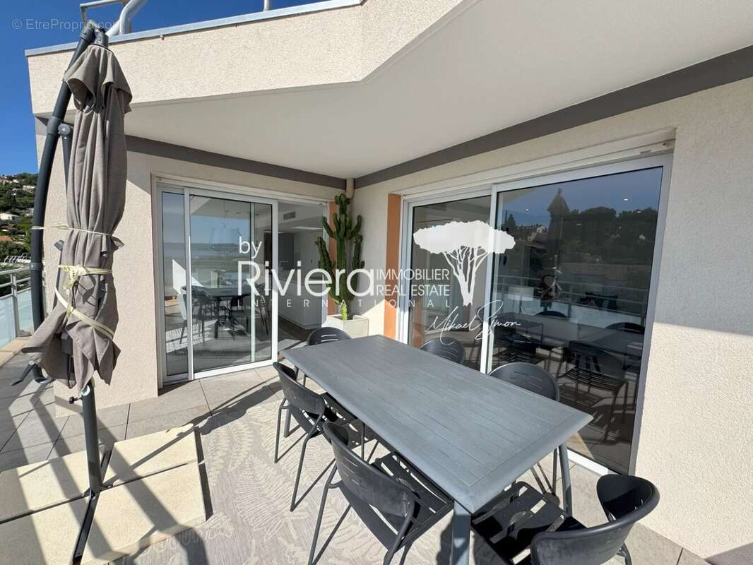 Appartement dernier étage à vendre à Cavalaire-Sur-Mer - photo 17