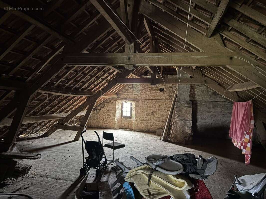 Maison à COUBJOURS