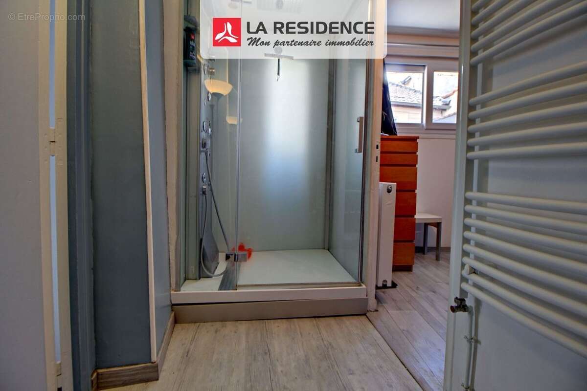 Maison 100 m² à Les Clayes-Sous-Bois  - photo 4