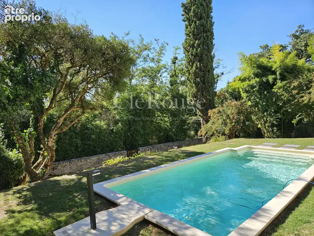 Proche de Monségur - Propriété de caractère en position privée, avec 4 chambres et piscine - photo 5