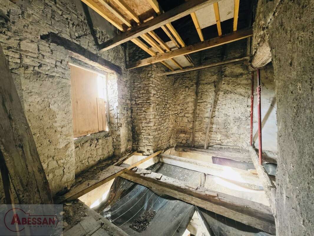 Maison à SAINT-HIPPOLYTE-DU-FORT