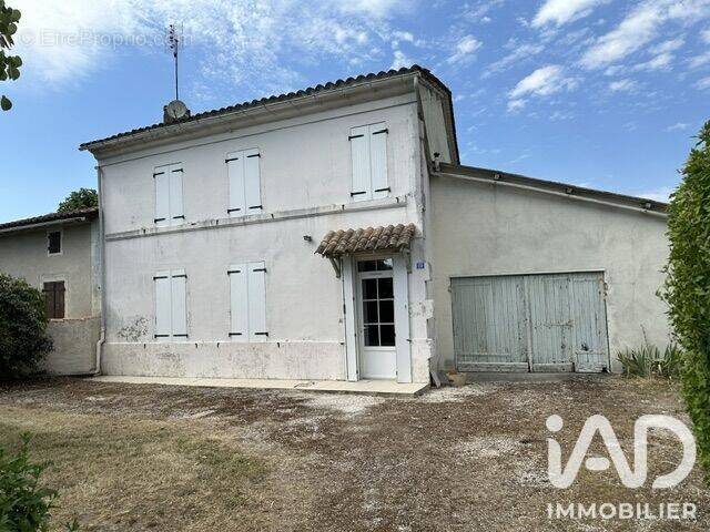 Photo 1 - Maison à CHEVANCEAUX