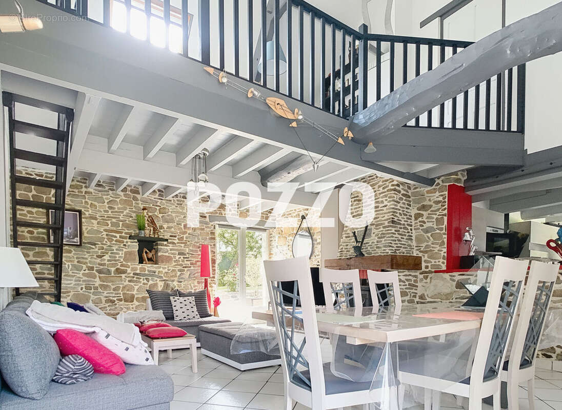 A Vendre - Saint Georges De Grehaigne - Maison 6 pièce(s) 149 m² - photo 6
