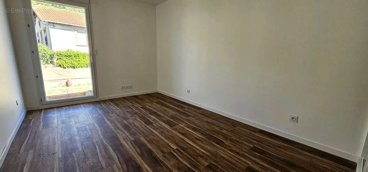 Maison à CHATILLON-LA-PALUD