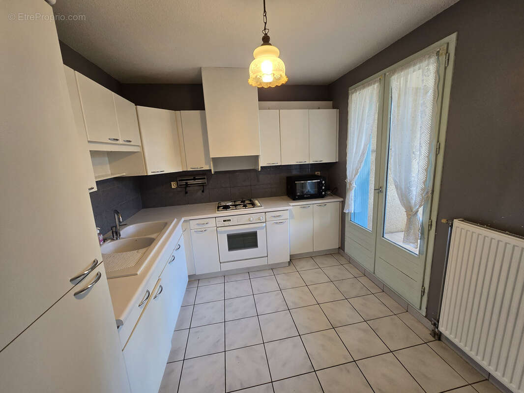 Appartement à BOURG-DE-PEAGE