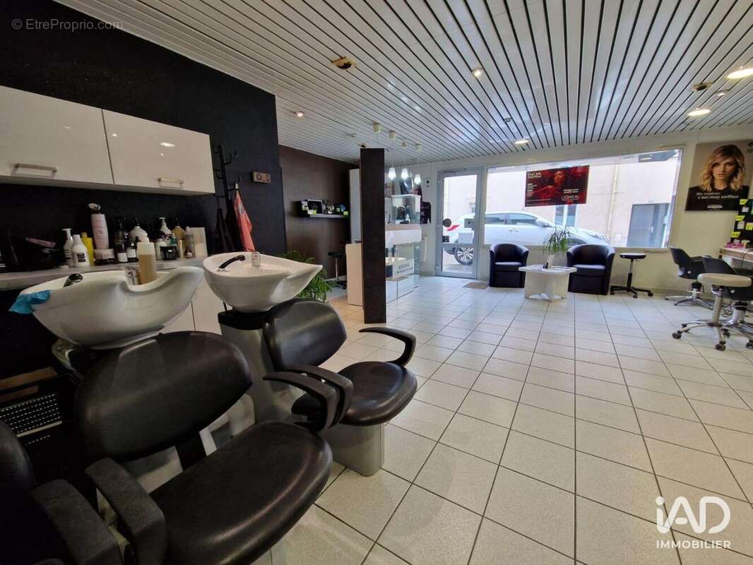 Photo 4 - Commerce à TAISSY