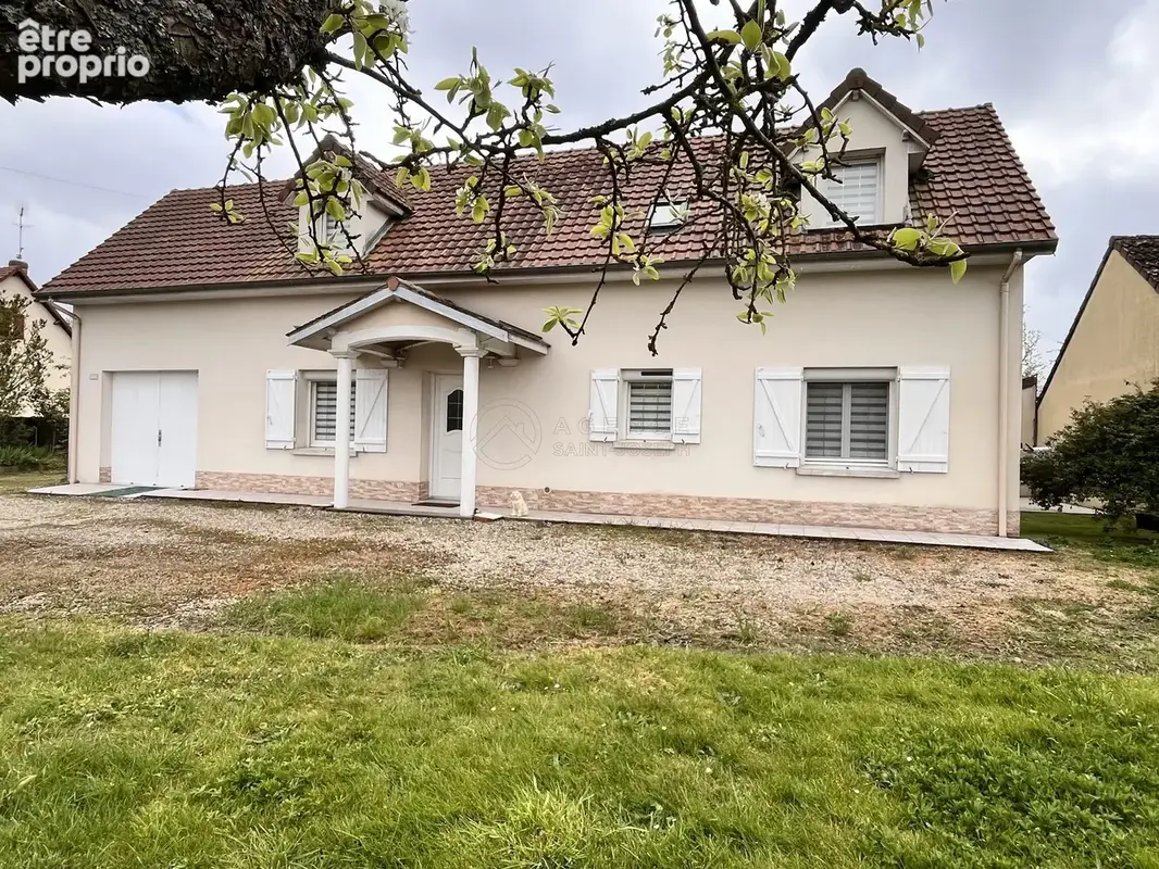 Maison à SAINTE-MARGUERITE-SUR-DUCLAIR