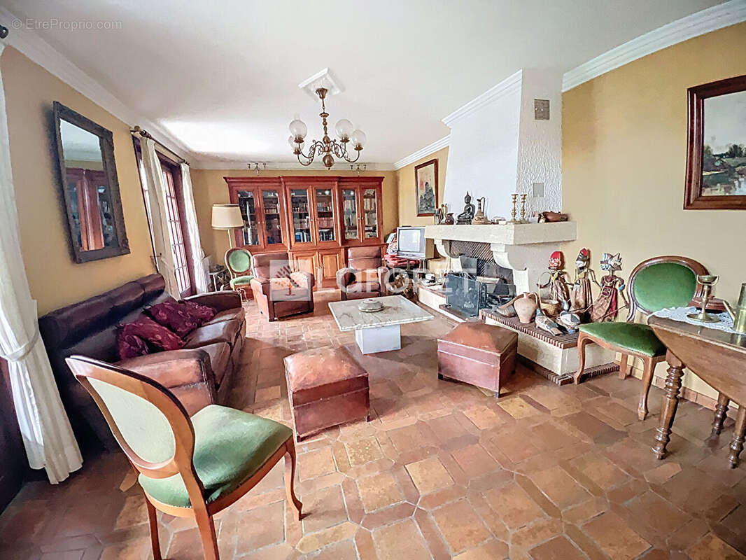 Maison à SAINT-JEAN-SUR-VEYLE