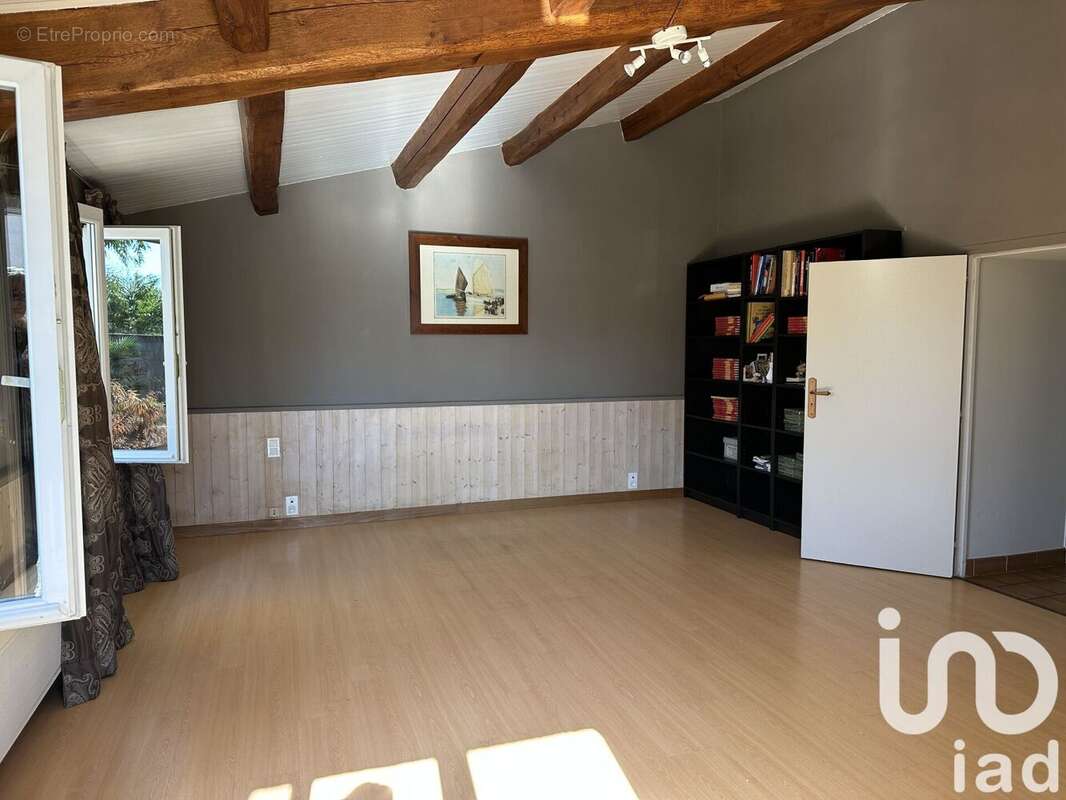 Photo 3 - Maison à LES MAGNILS-REIGNIERS