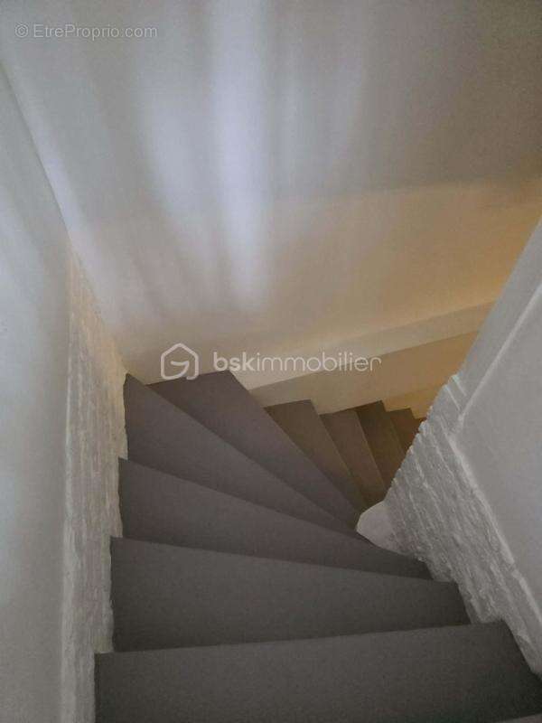 Maison à LE PERREUX-SUR-MARNE