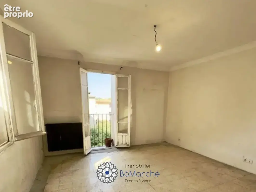 VENCE Vieille Ville Maison avec loggia - photo 8