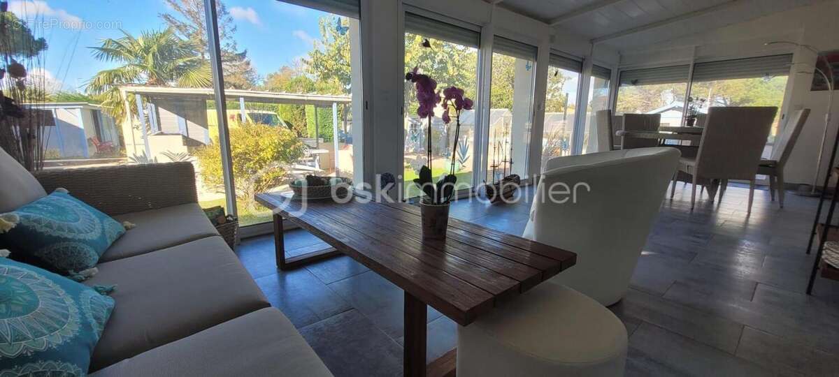 Maison à LES MATHES