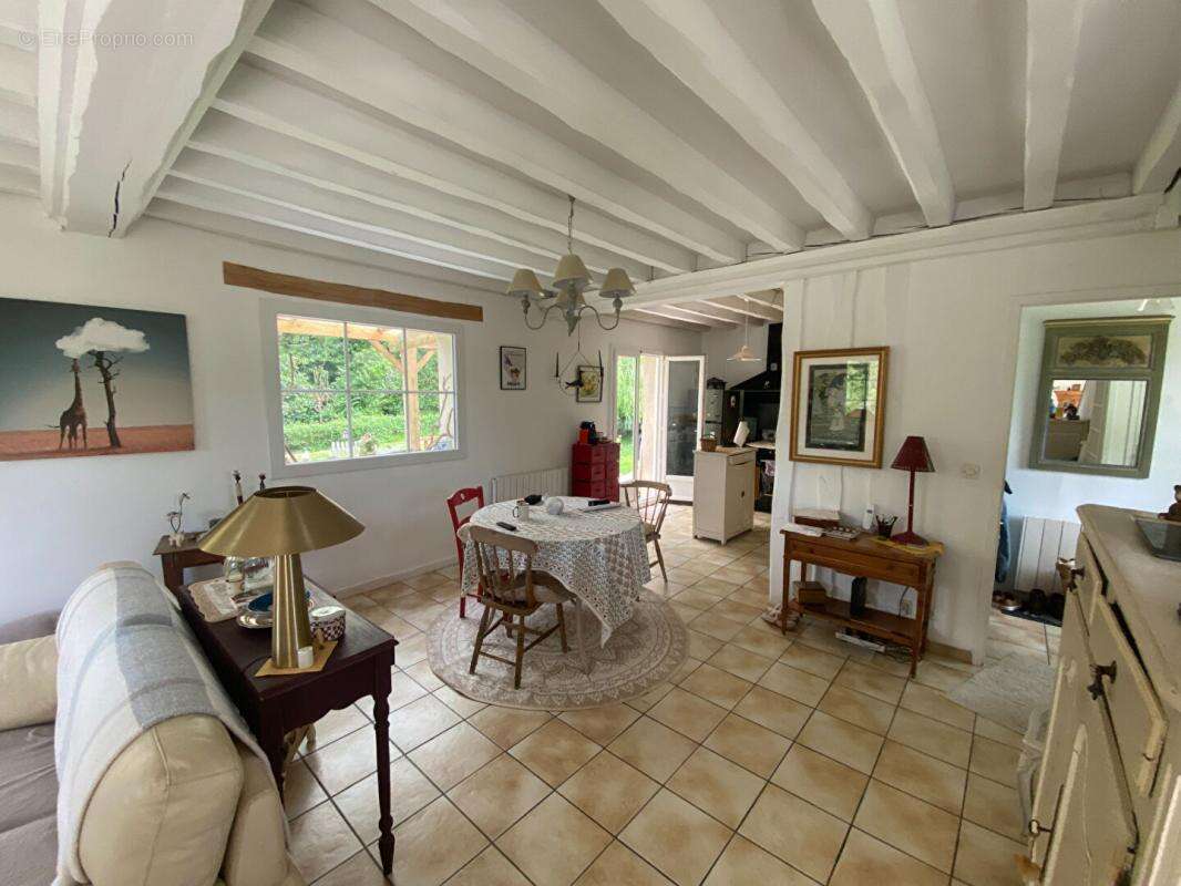 Maison à DOZULE