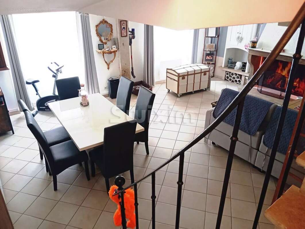 Appartement à L&#039;ISLE-SUR-SEREIN