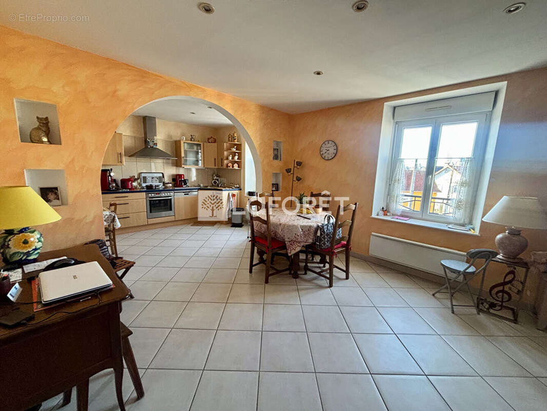 Appartement à CHATENOIS-LES-FORGES