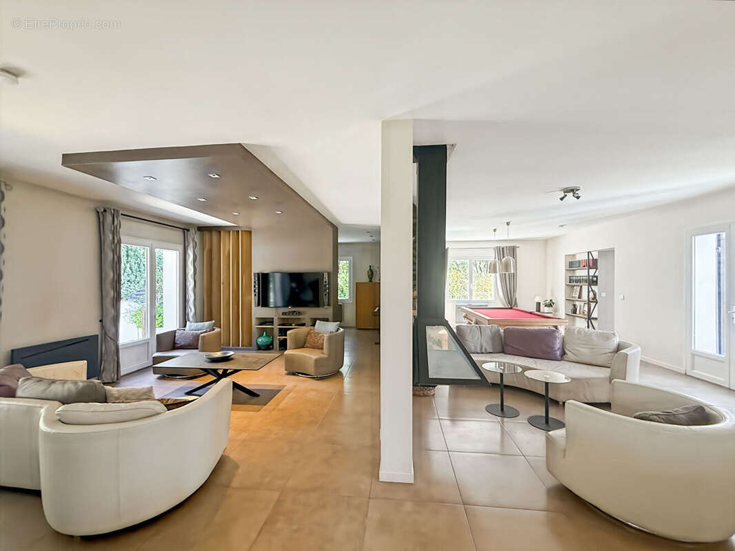 Maison à BOUC-BEL-AIR