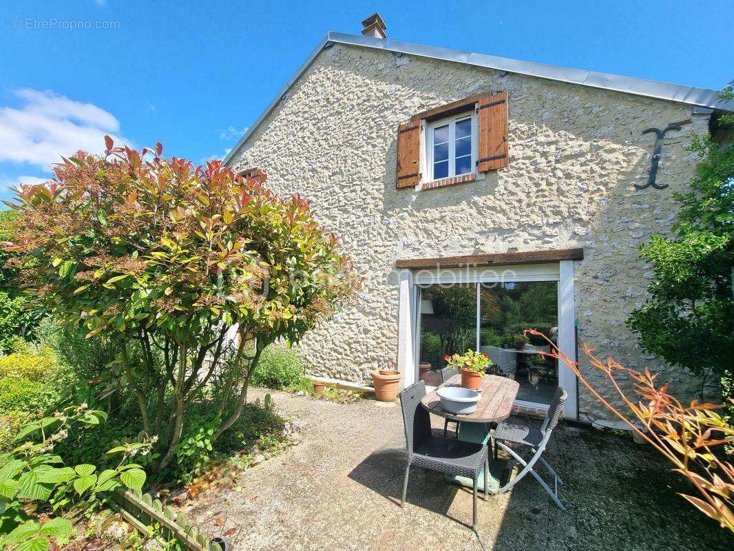 Ensemble de trois habitations ! - photo 16