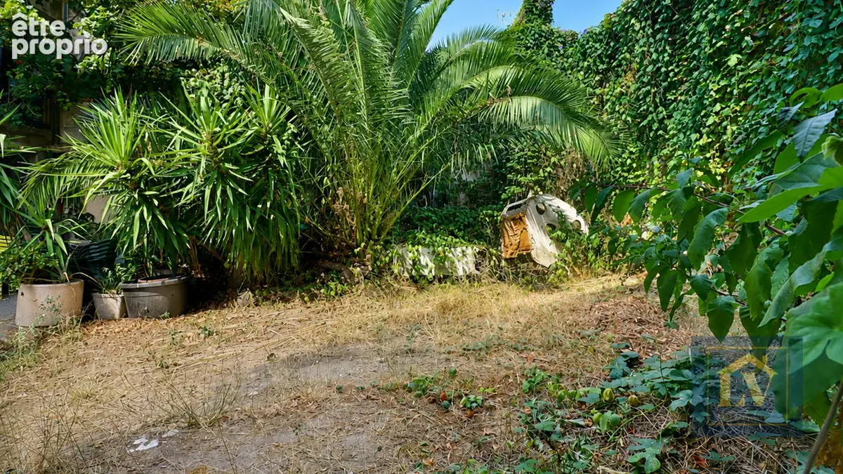 A vendre Grange avec jardin - photo 2