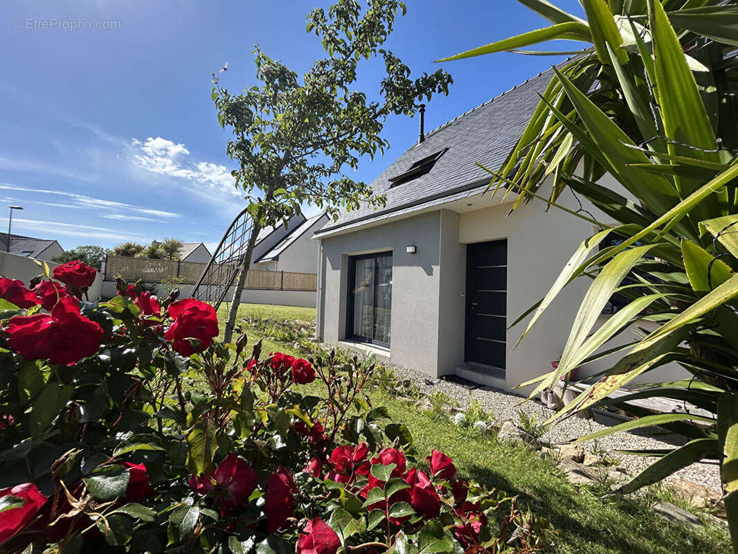 Maison contemporaine de 2017 à PLONEIS - photo 11