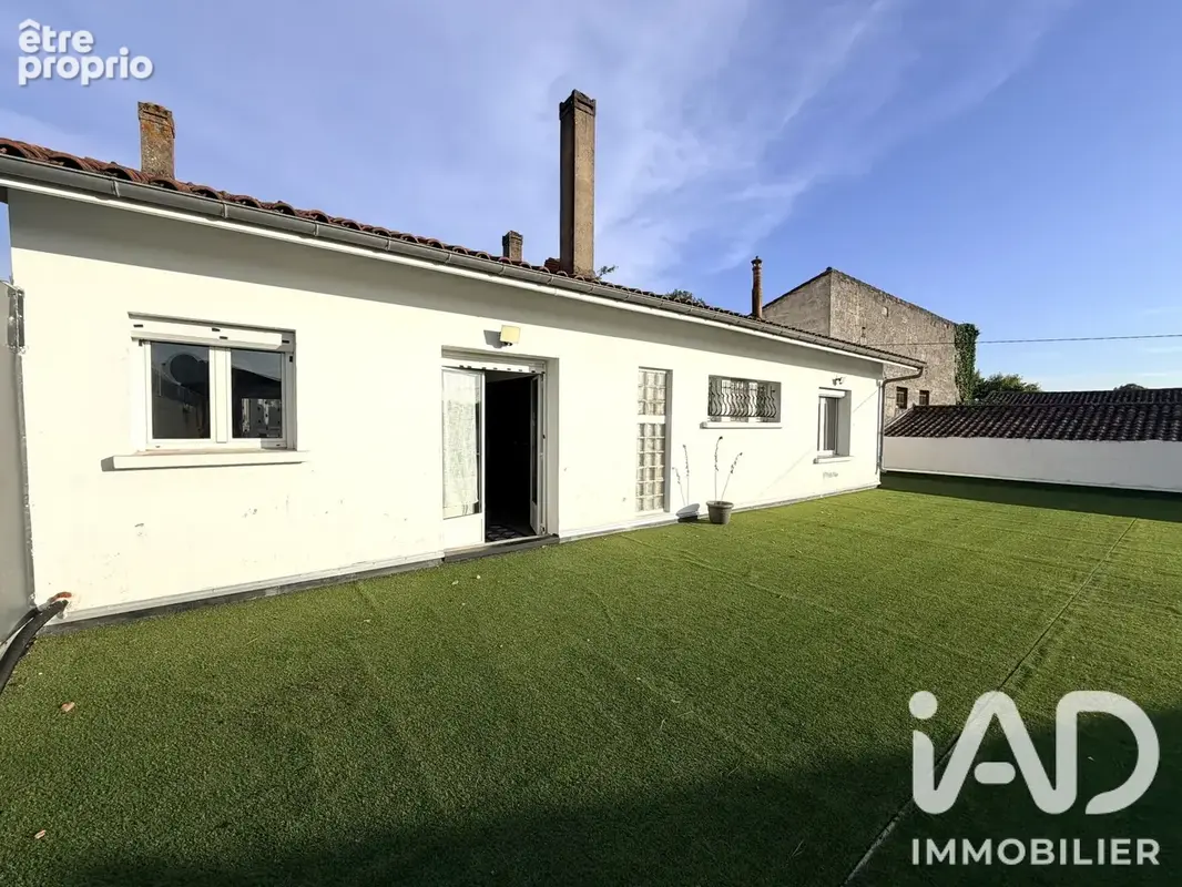 Photo 1 - Appartement à FRONSAC