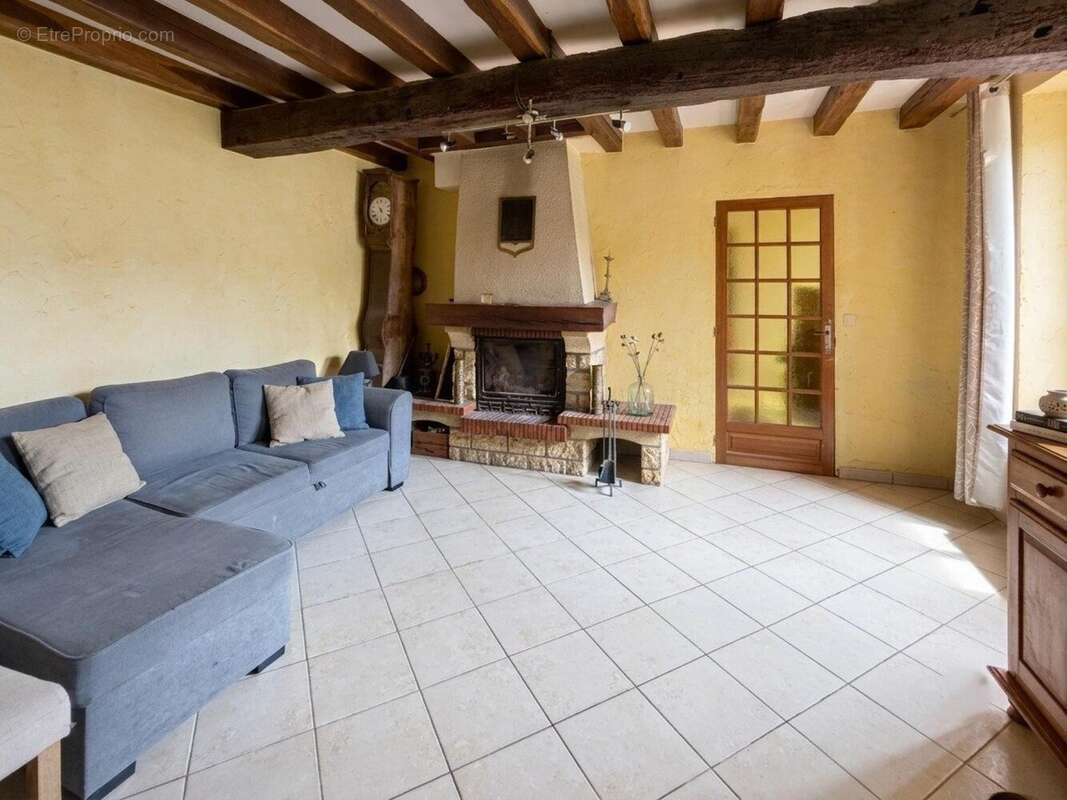 Maison 113 m² à Aillant-Sur-Tholon  - photo 3