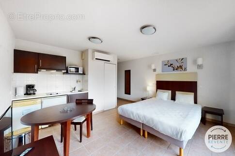 Appartement à SIX-FOURS-LES-PLAGES