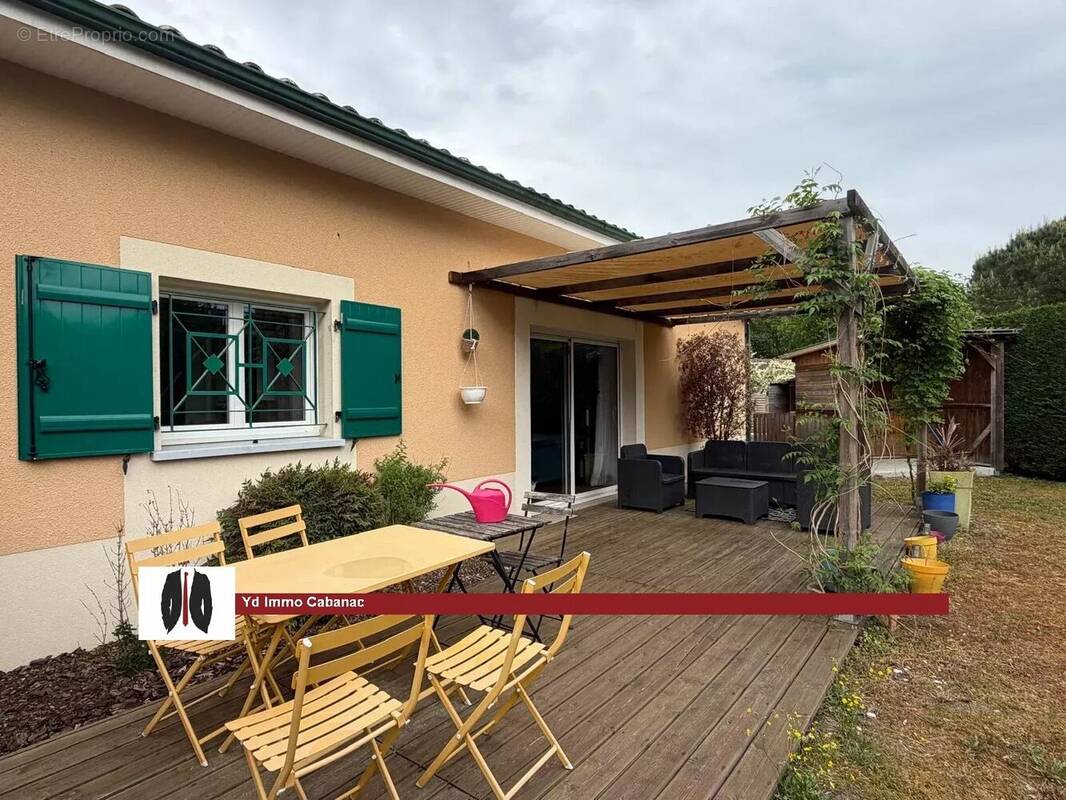 Maison à SAINT-MORILLON