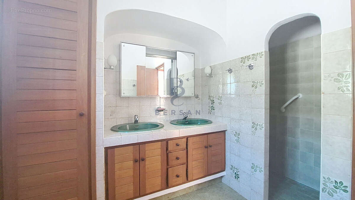 Villa  de charme a la tour de mare  frejus a l'abri des regards - photo 13