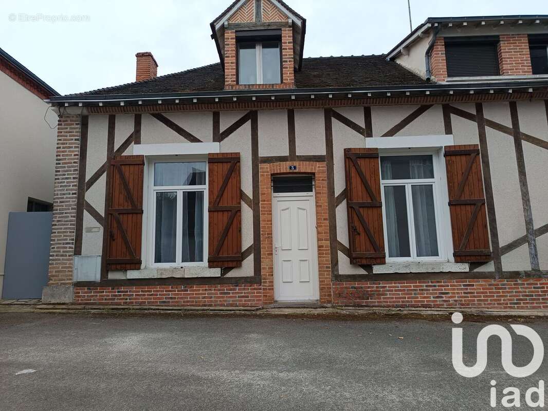 Photo 2 - Maison à LA FERTE-SAINT-CYR