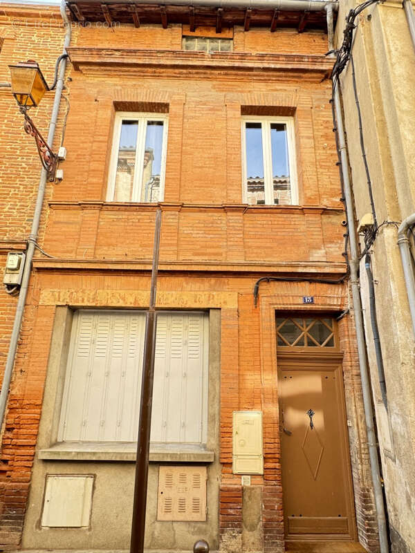 Villa t3 en duplex 85 m2 avec jardin + studio en souplex de 49 m2 (134 m2 de surface utile) - photo 17
