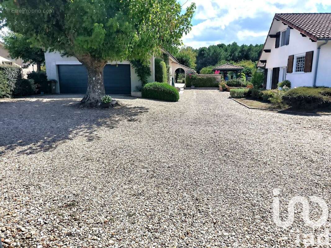 Photo 7 - Maison à TIZAC-DE-LAPOUYADE