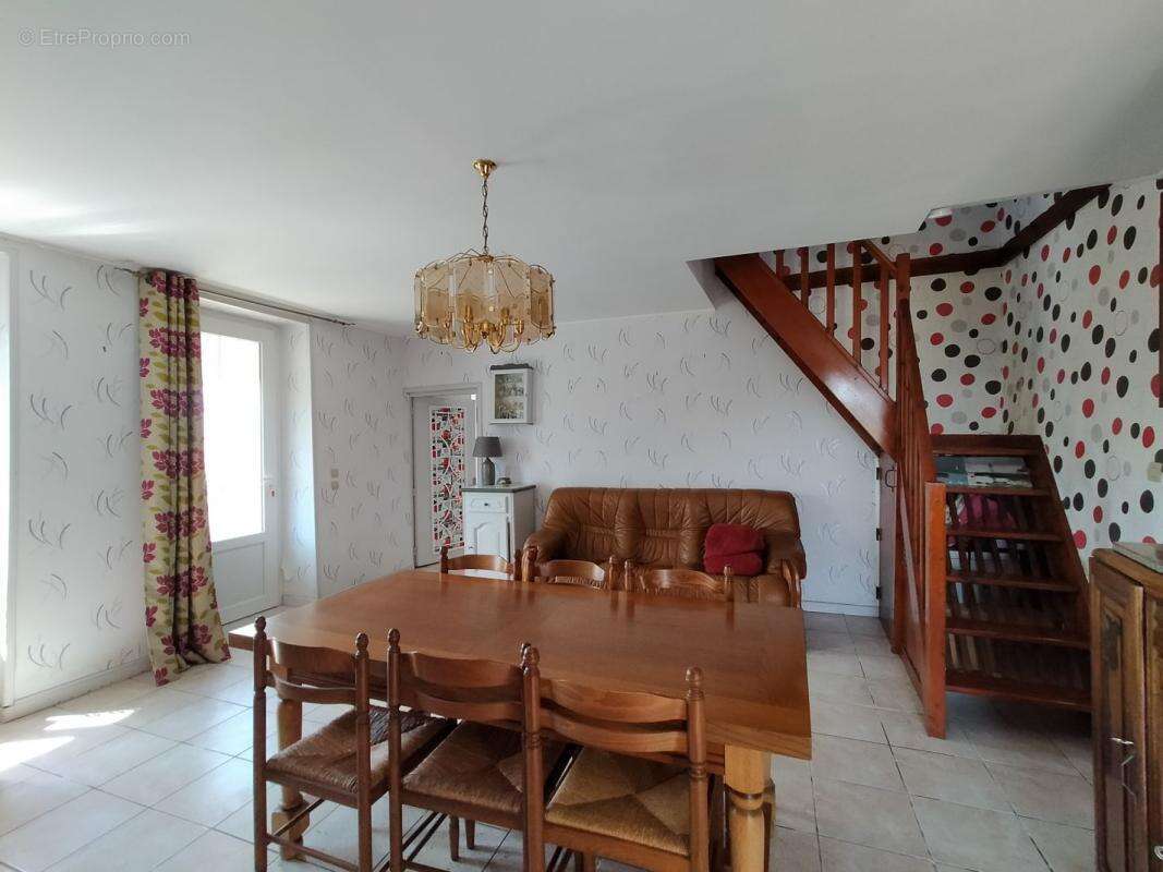 Maison 72 m² à Averton  - photo 3