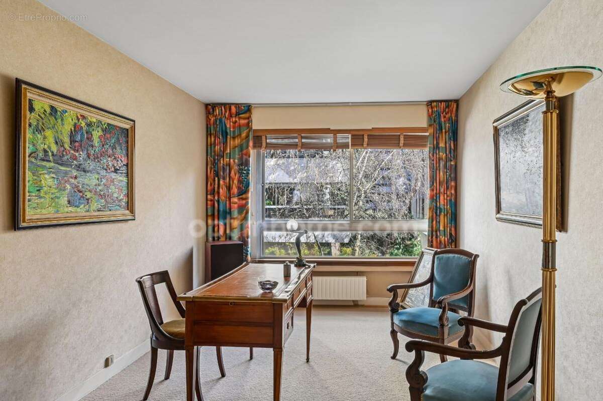 Parc Montsouris,  Appartement de 88m2 avec balcon, cave et parking - photo 9