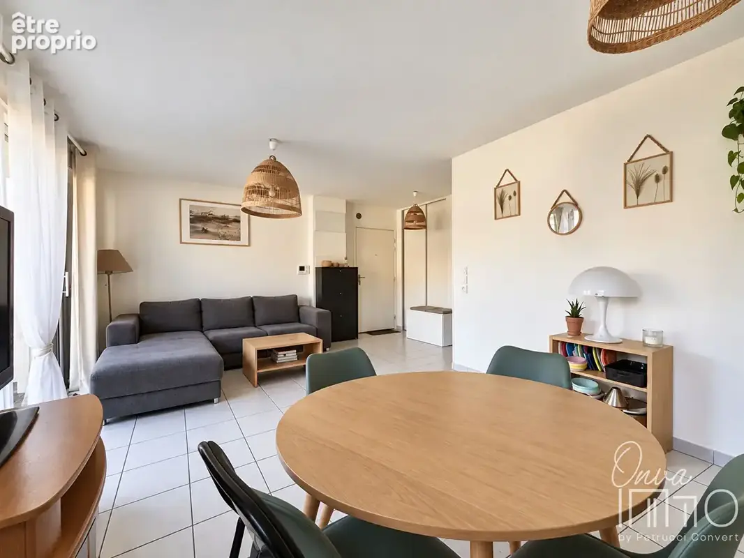 Centre FONTAINES-SUR-SAÔNE - T3 avec terrasse et garage en option - photo 4