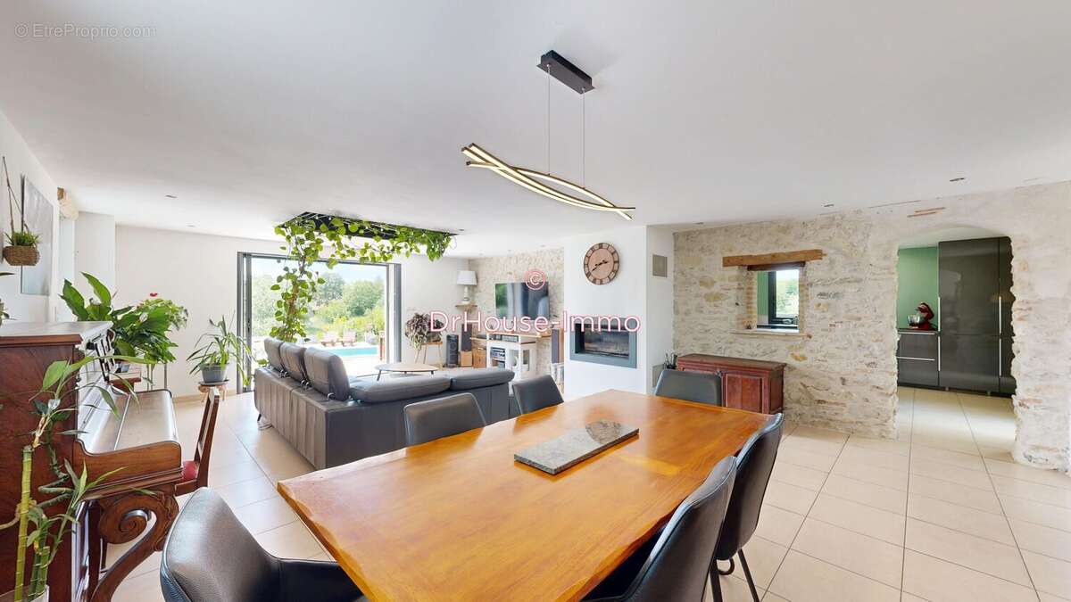 Maison 224 m² à Fiac  - photo 20