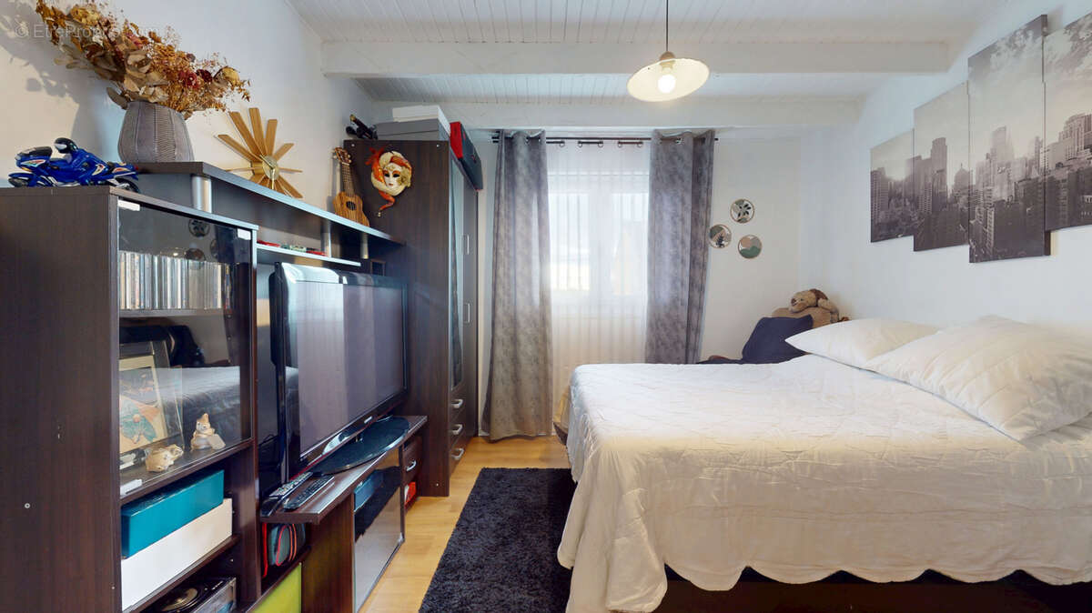 Maison à MONTIGNY-LES-CORMEILLES