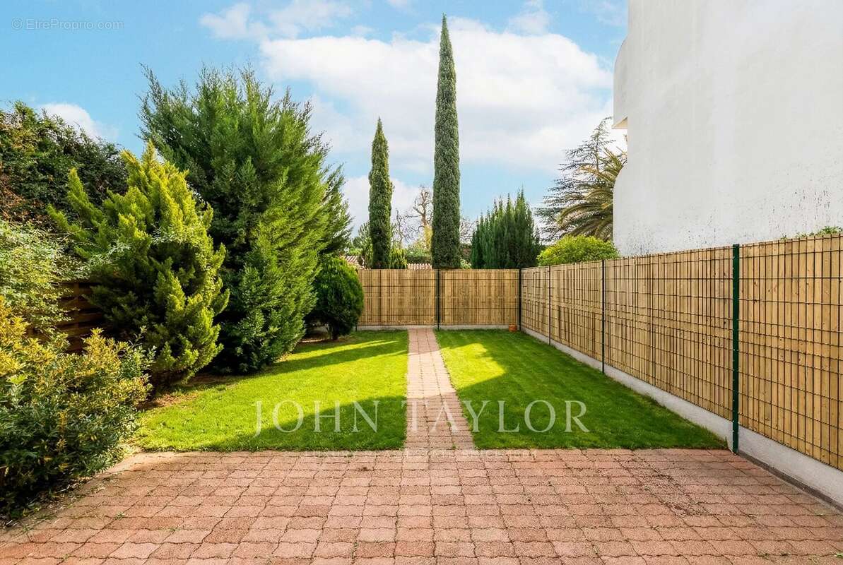 Maison à LE BOUSCAT