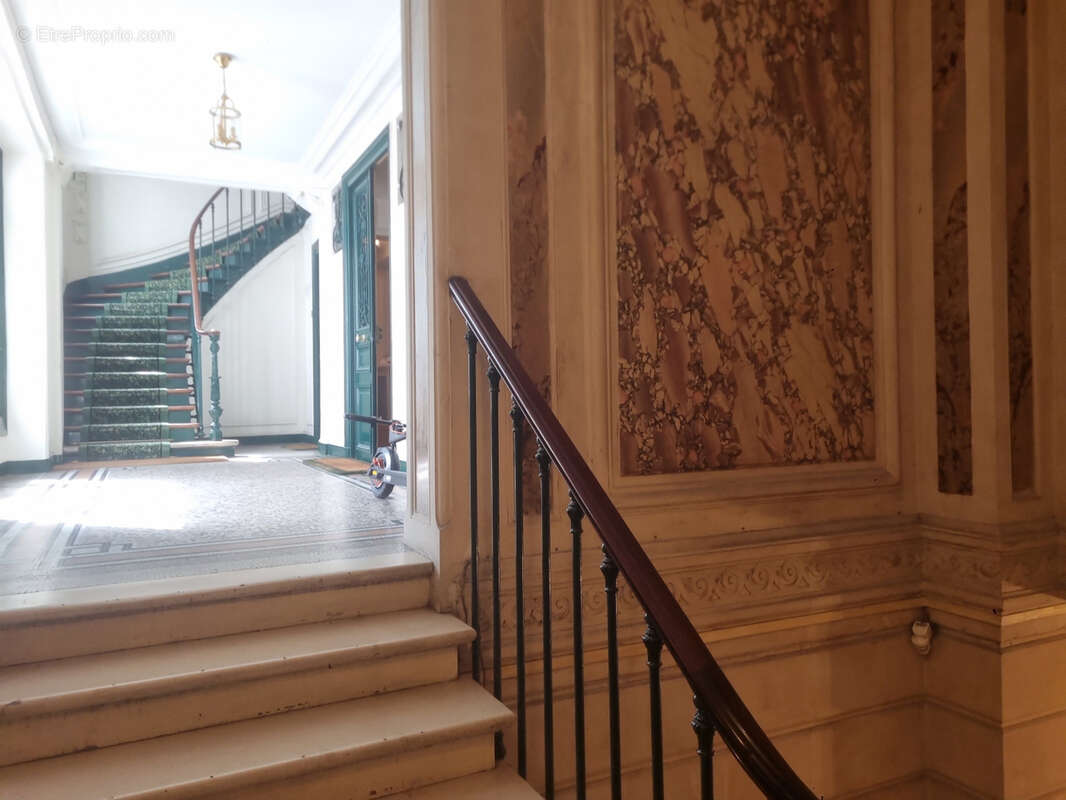 Appartement à PARIS-5E