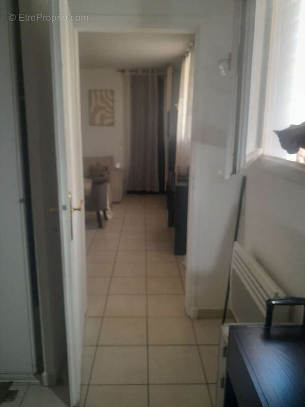 Appartement à MARSEILLE-2E