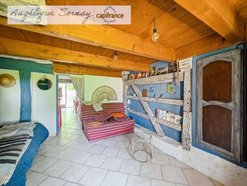 longère avec dépendances sur 3 115 m² – Francheville 39230 - photo 33