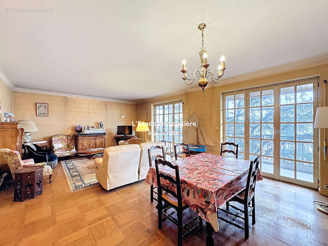 Appartement à LYON-1E