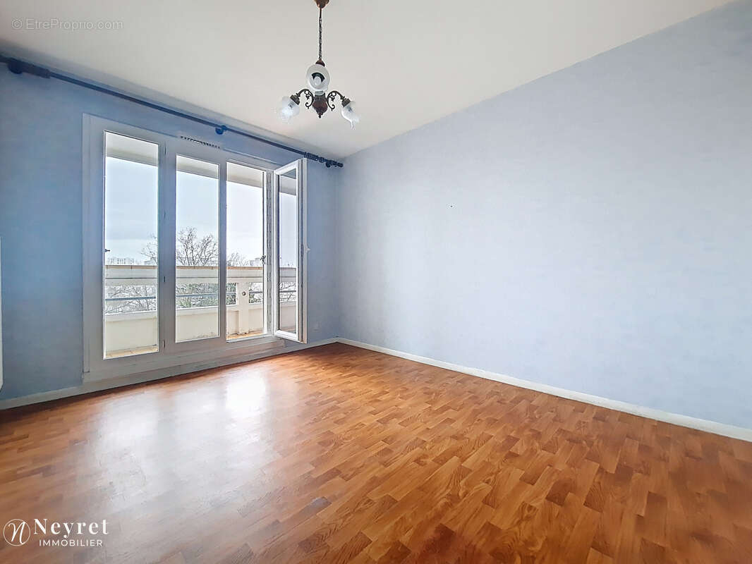 Appartement à VENISSIEUX