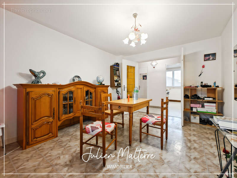 Appartement à LA RICAMARIE