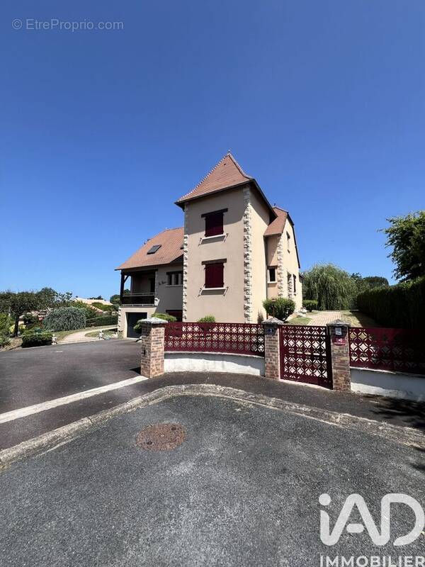 Photo 1 - Maison à COSNAC