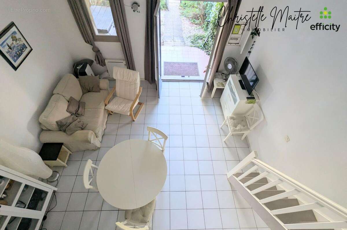 Maison 31 m² à Mouries  - photo 7
