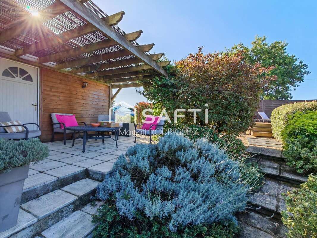 Photo 2 - Maison à MARTIGNE-FERCHAUD