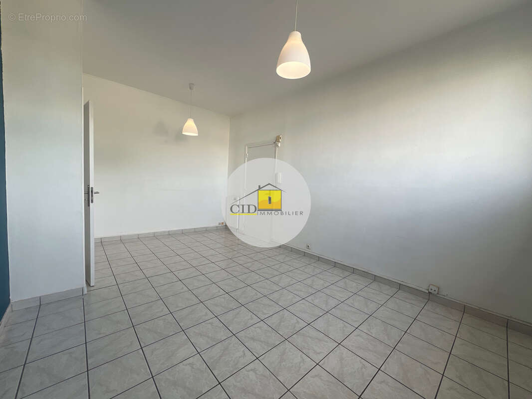 Appartement à BRON