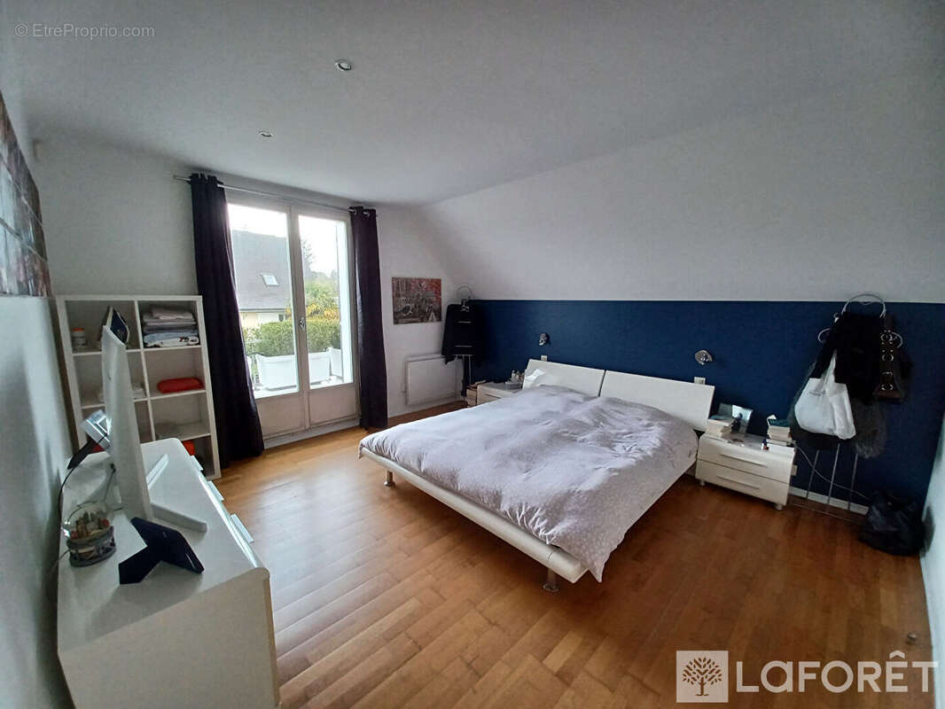 Maison à GIF-SUR-YVETTE