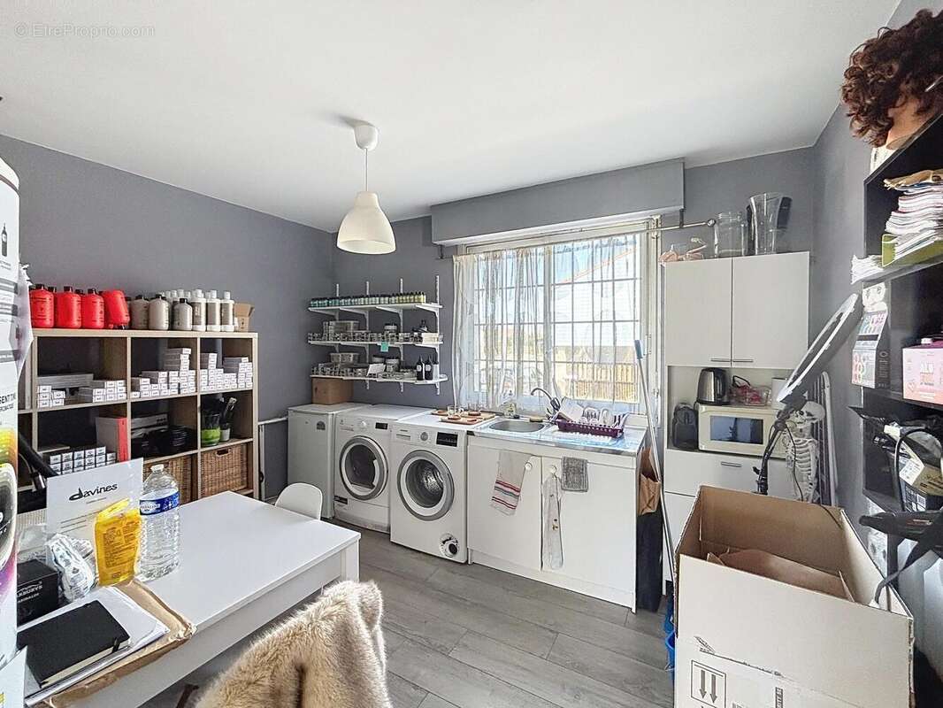 Photo 6 - Commerce à EYSINES