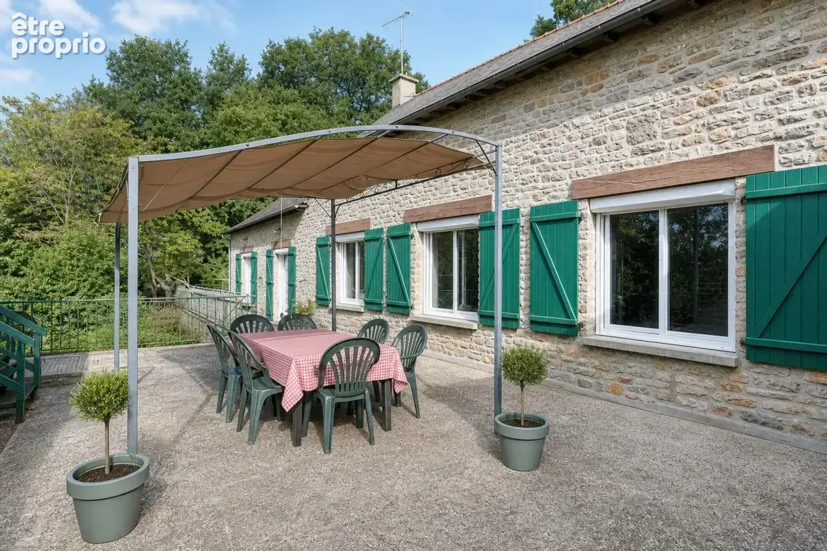 Maison de 9 pièces de 183 m² à Saint-Aubin-du-Cormier - photo 19